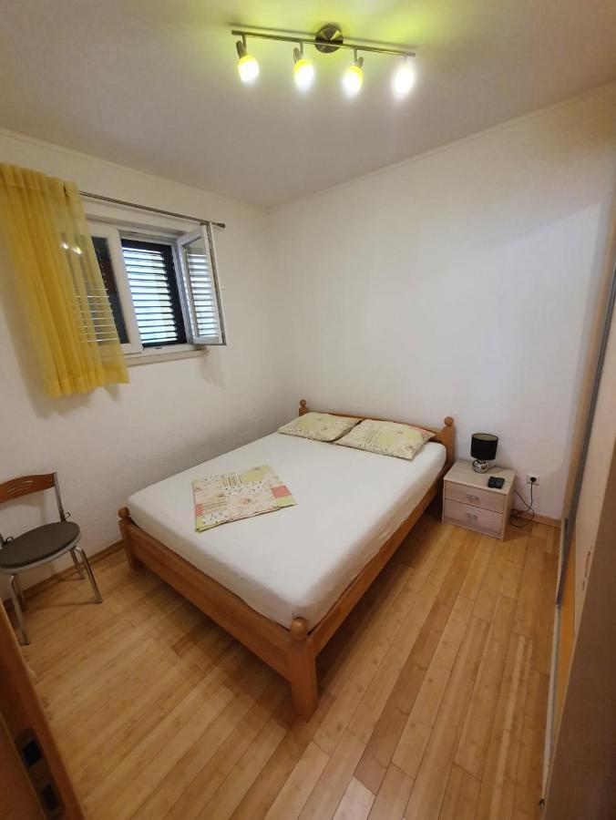 Bugenvilija Duće Exterior foto
