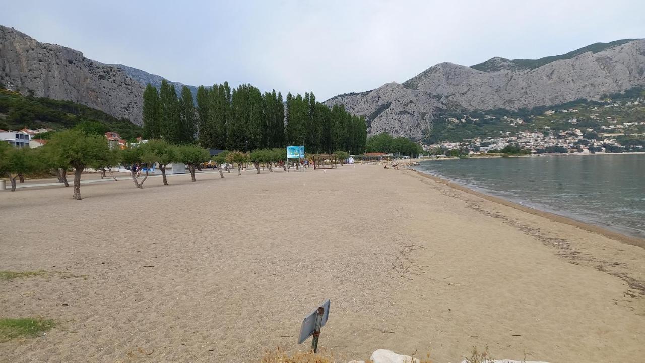 Bugenvilija Duće Exterior foto