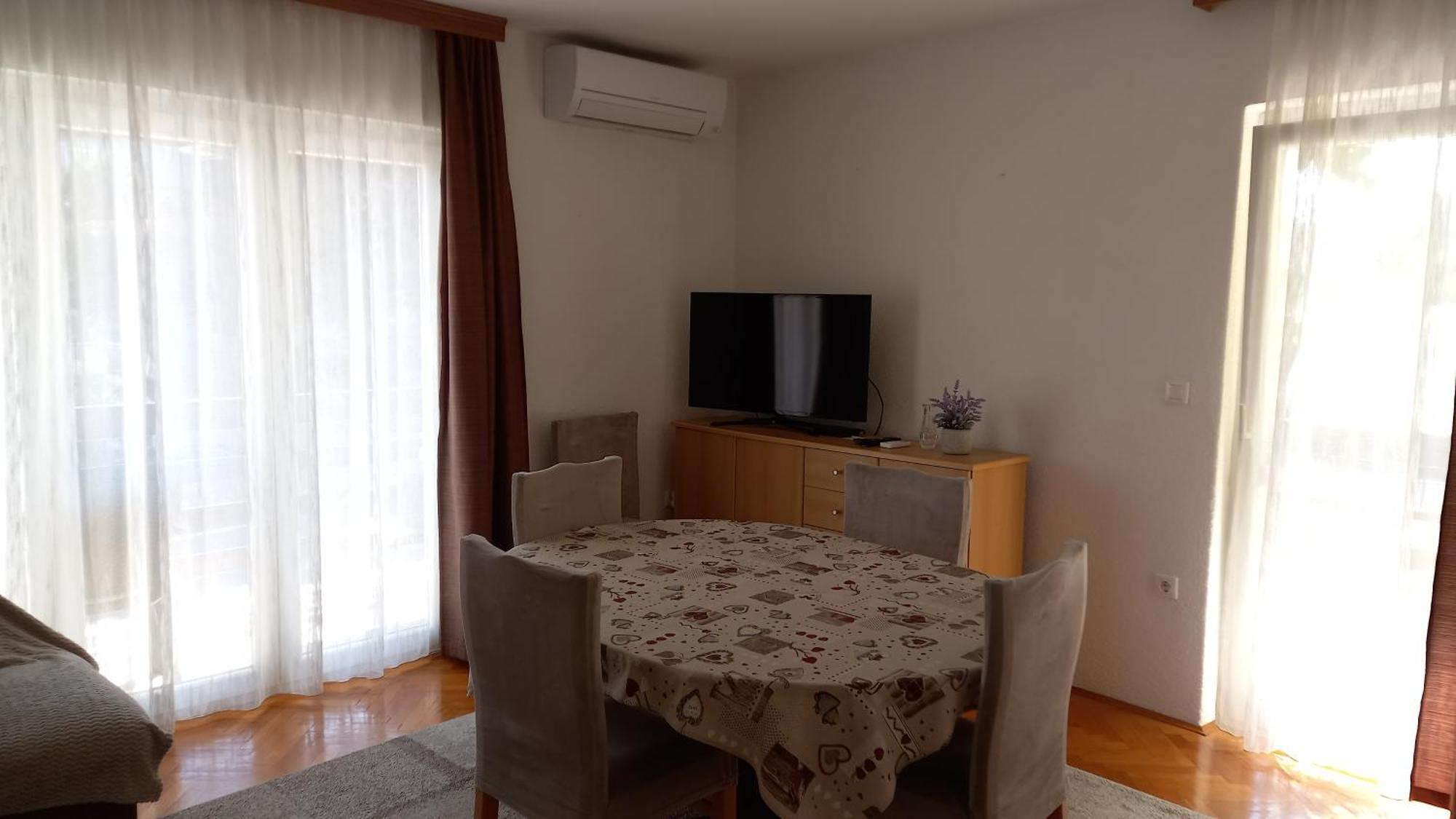 Bugenvilija Duće Exterior foto